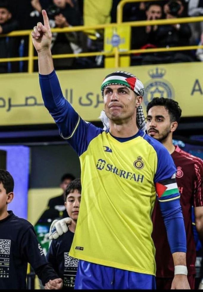 كريستيانو رونالدو

كم انت كبير